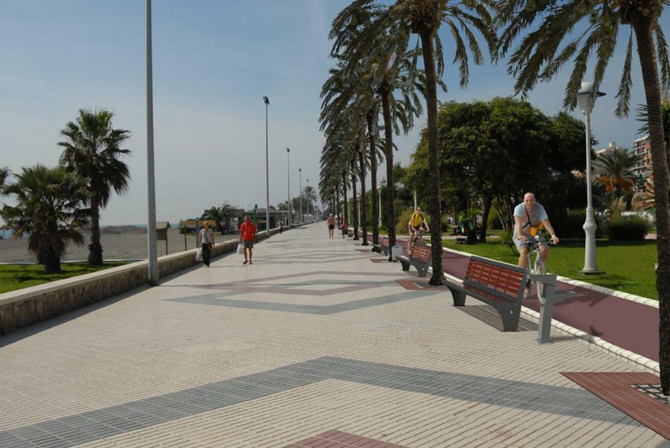 Apartamento Ana'S Torre Del Mar Exterior foto